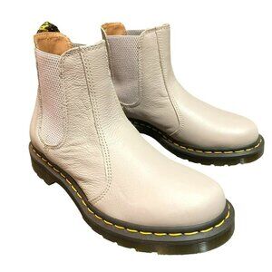 Dr Martens 2976 Womens Leather Vintage Taupe Chelsea Ankle Boots Sz 8 NEW